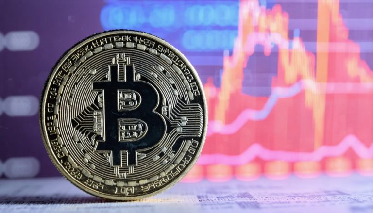 Les prochaines étapes du Bitcoin : Pourquoi le seuil de 103 920 détient la clé